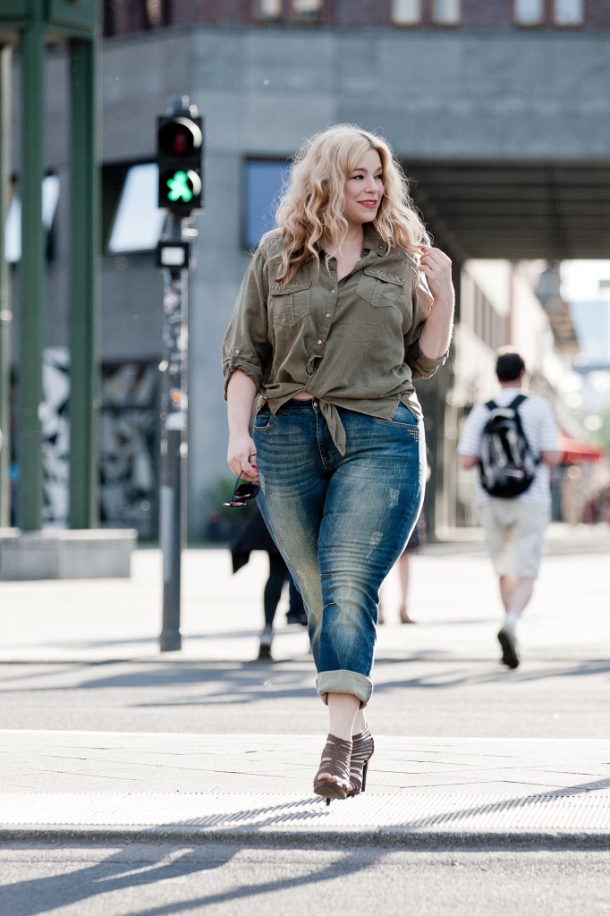 megabambi-Zizzi-Plussizejeans-plussizeblogger-Caterinapogorzelski-Plussizeblogger-curvyjeans