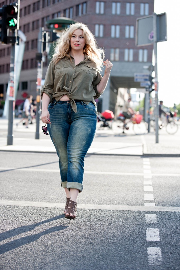 megabambi-Zizzi-Plussizejeans-plussizeblogger-Caterinapogorzelski-Plussizeblogger-curvyjeans