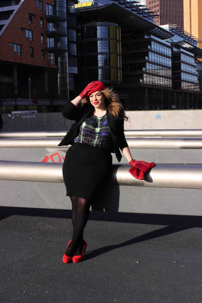 Caterina-Outift-look-Outift-Plussize-Curvy-Berlin-megabambi-styling