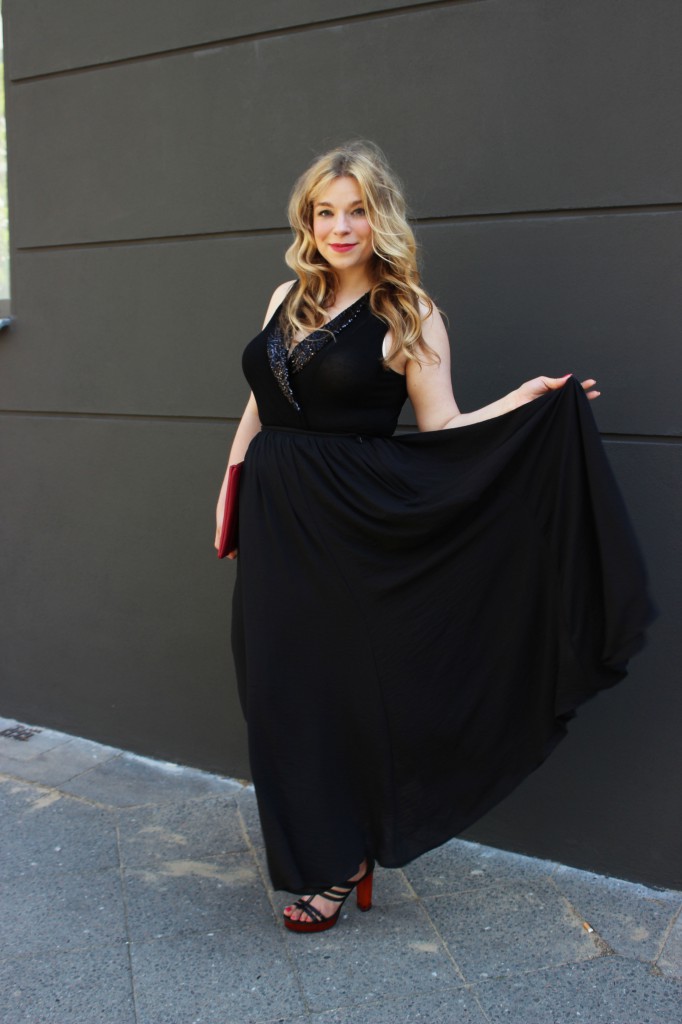 megabambi-caterina-Blog-Pogorzelski-Plussize-Outift-Moderatorin-curvy