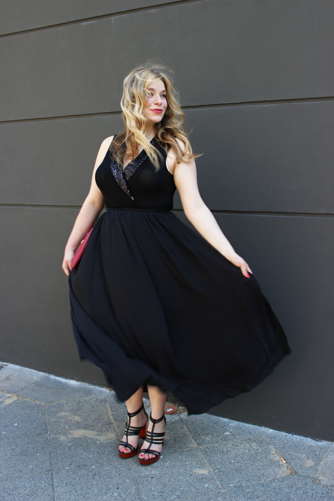 megabambi-caterina-Blog-Pogorzelski-Plussize-Outift-Moderatorin-curvy