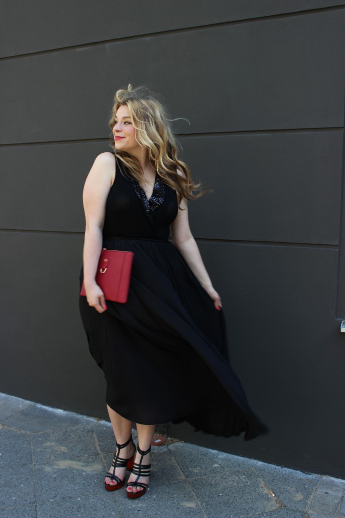 megabambi-caterina-Blog-Pogorzelski-Plussize-Outift-Moderatorin-curvy