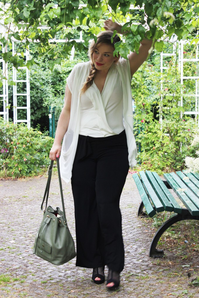 megabambi-caterina-pogorzelski-Plussize-curvy-Blog-Outfit-Mode